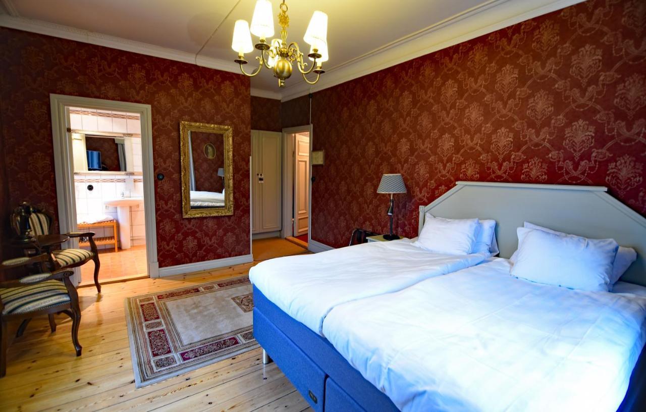 Park Hotel Linkoeping Fawlty Towers 외부 사진