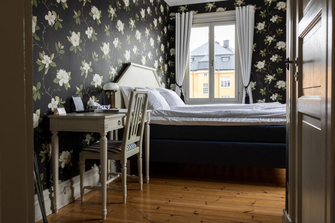 Park Hotel Linkoeping Fawlty Towers 외부 사진