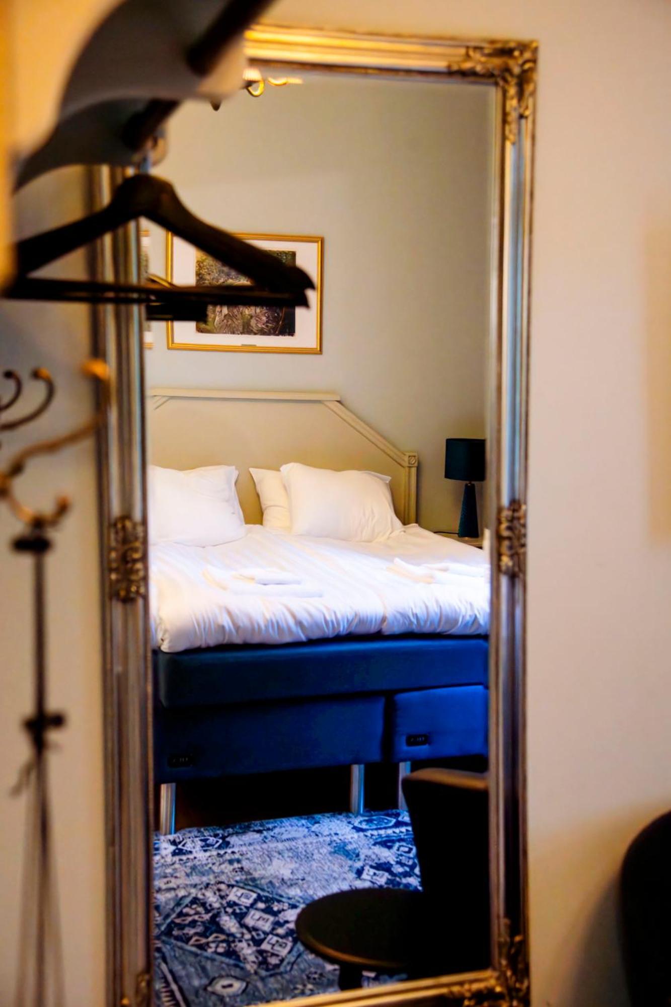 Park Hotel Linkoeping Fawlty Towers 외부 사진