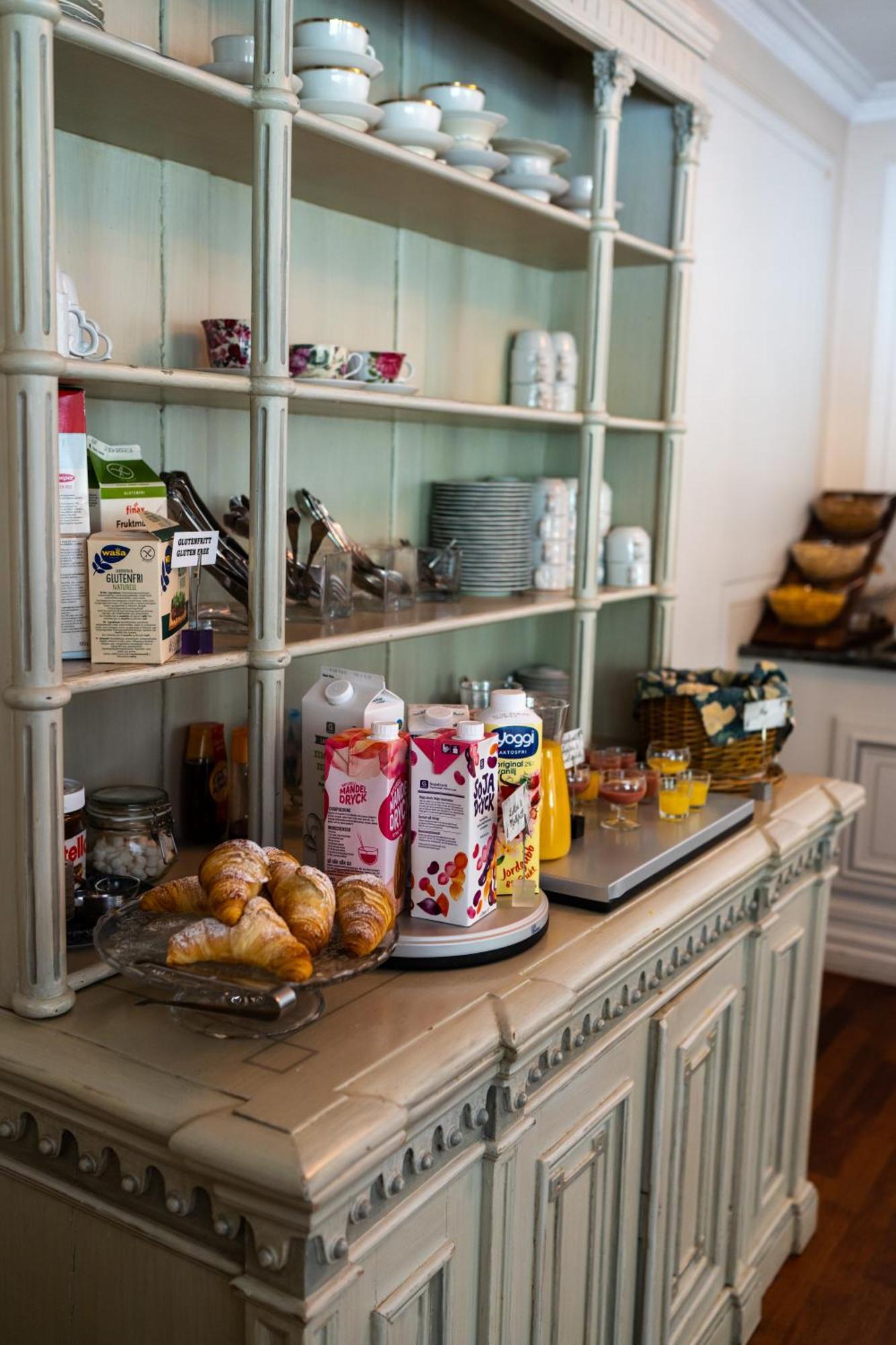 Park Hotel Linkoeping Fawlty Towers 외부 사진